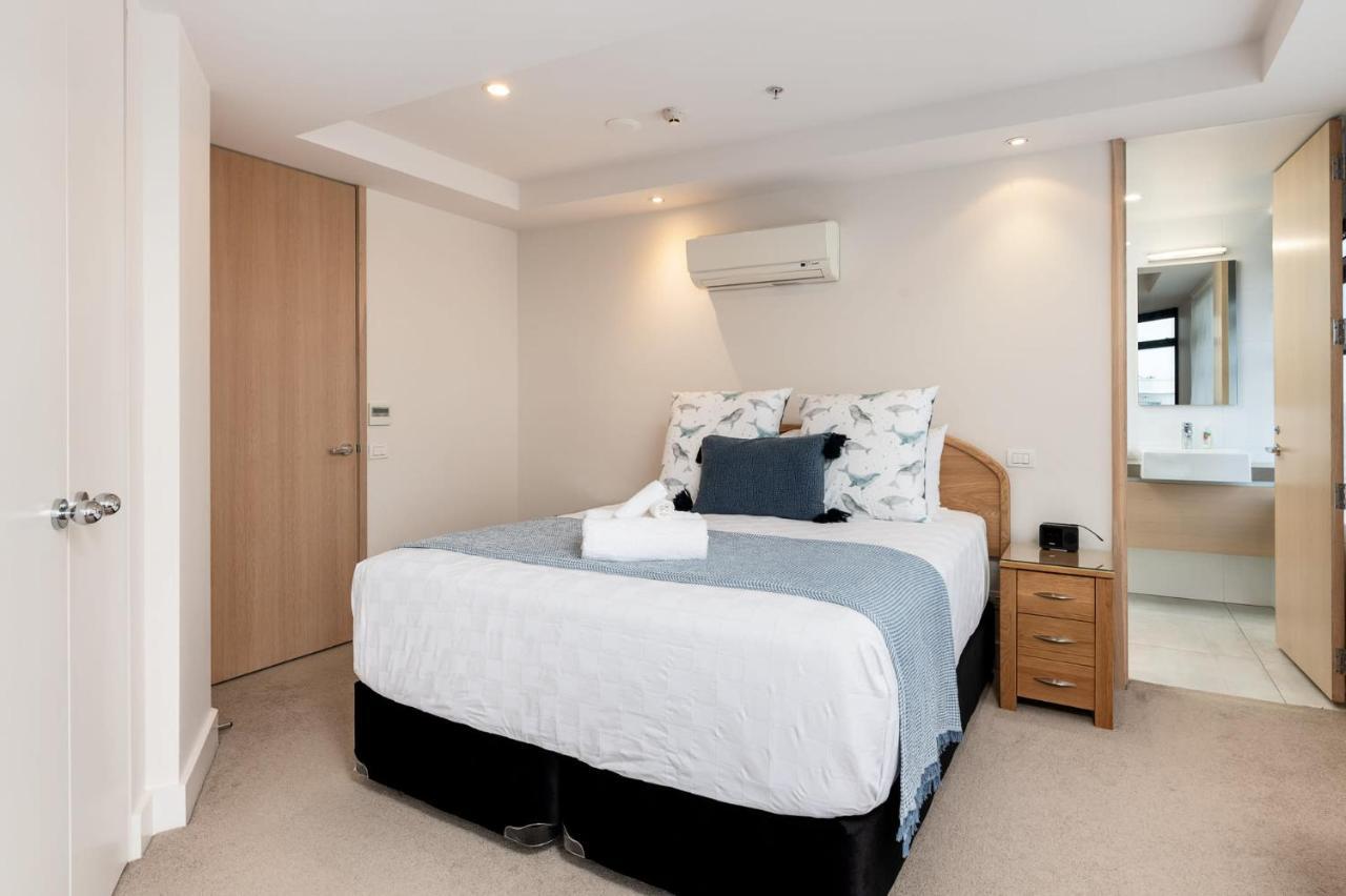 Apartament Superb Elevated Views Of Harbour With Heated Pool, Gym & Parking Mount Maunganui Zewnętrze zdjęcie