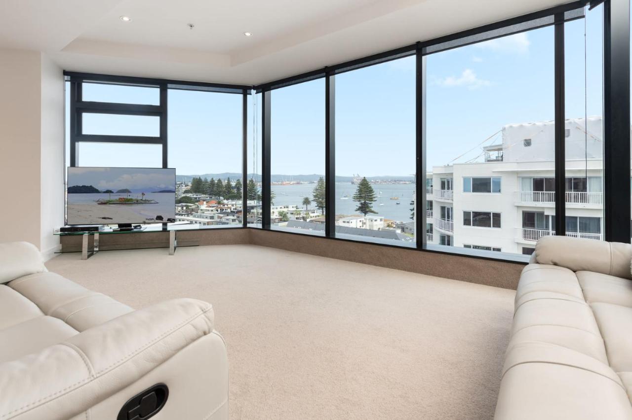 Apartament Superb Elevated Views Of Harbour With Heated Pool, Gym & Parking Mount Maunganui Zewnętrze zdjęcie