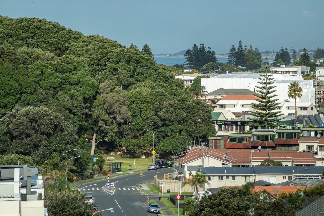 Apartament Superb Elevated Views Of Harbour With Heated Pool, Gym & Parking Mount Maunganui Zewnętrze zdjęcie