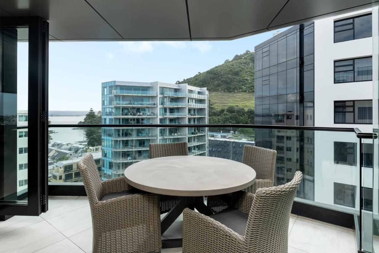 Apartament Superb Elevated Views Of Harbour With Heated Pool, Gym & Parking Mount Maunganui Zewnętrze zdjęcie