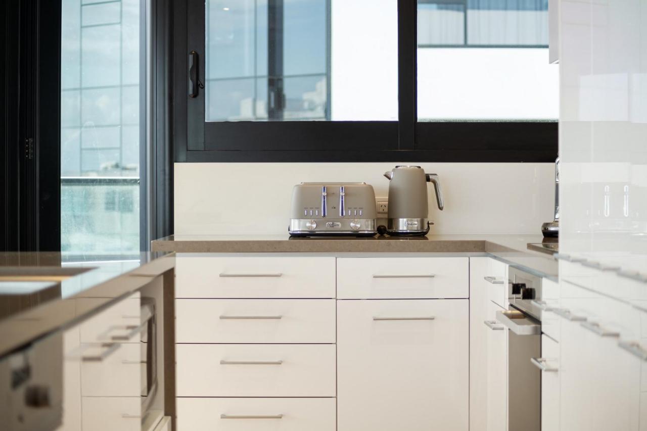 Apartament Superb Elevated Views Of Harbour With Heated Pool, Gym & Parking Mount Maunganui Zewnętrze zdjęcie