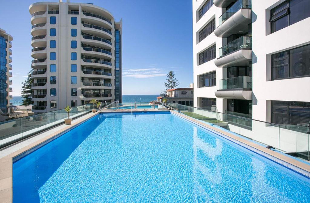 Apartament Superb Elevated Views Of Harbour With Heated Pool, Gym & Parking Mount Maunganui Zewnętrze zdjęcie